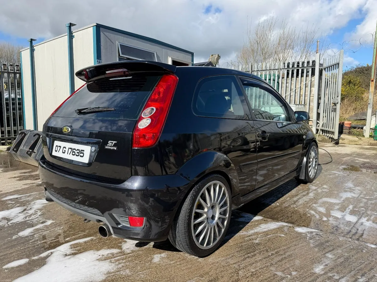 Ford Fiesta ST150 - Image 2