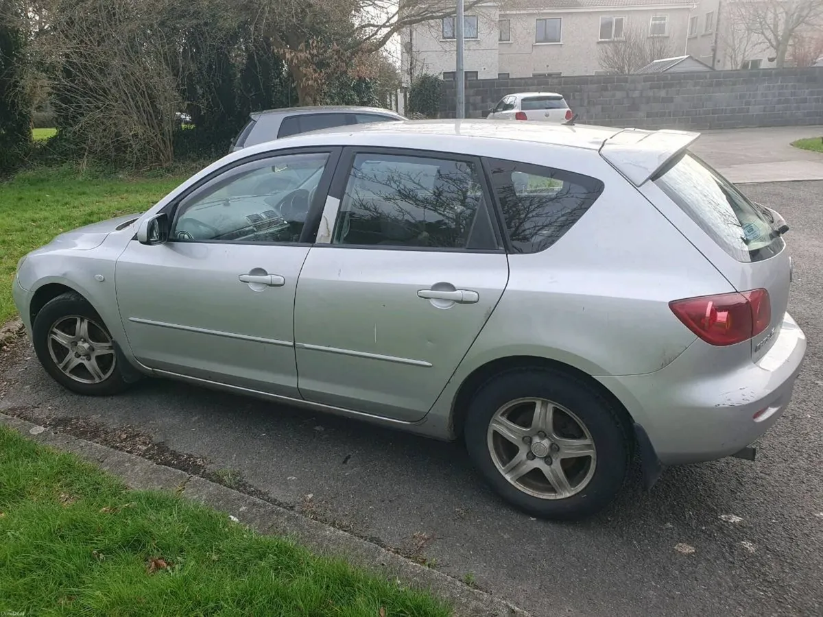 Mazda 3 hatchback 1.4 petrol manual - Image 2