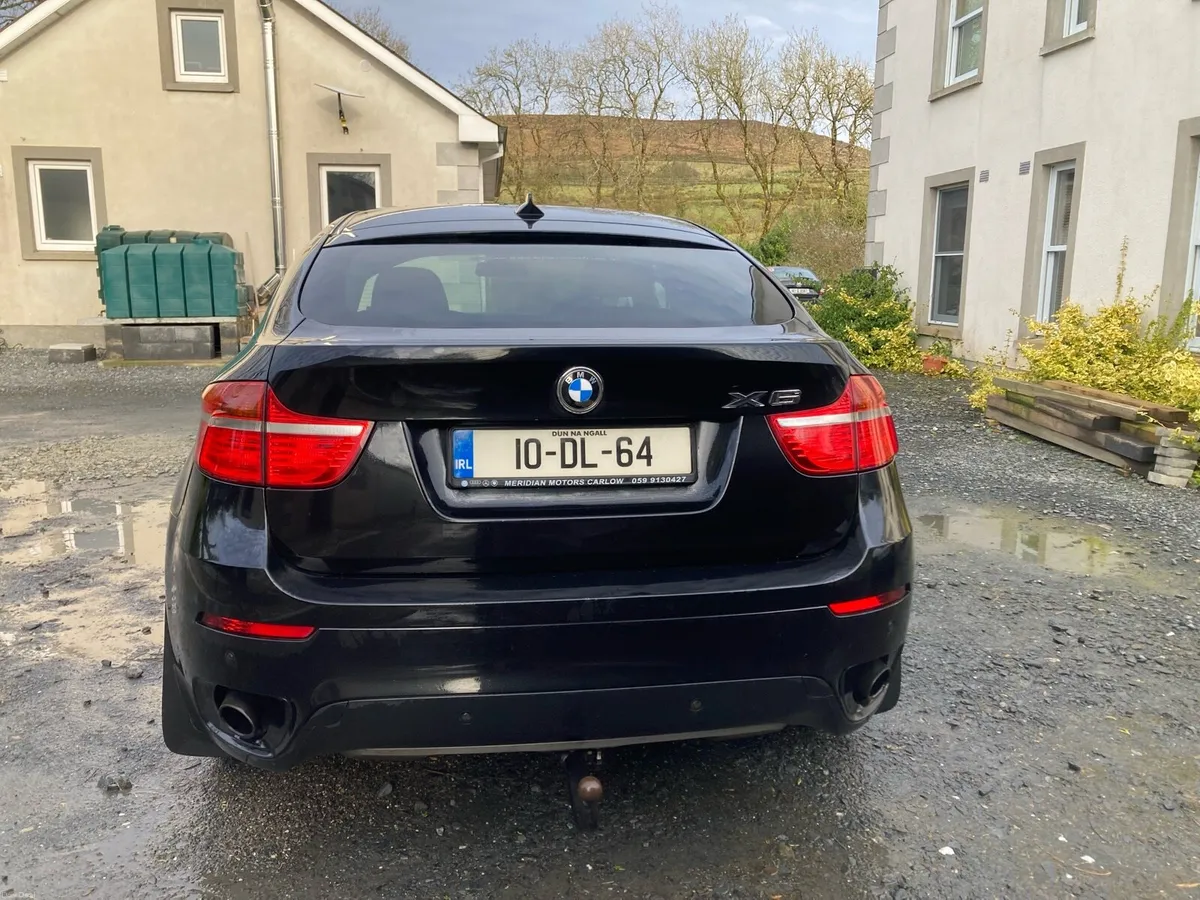 Bmw x6 commercial - Image 3