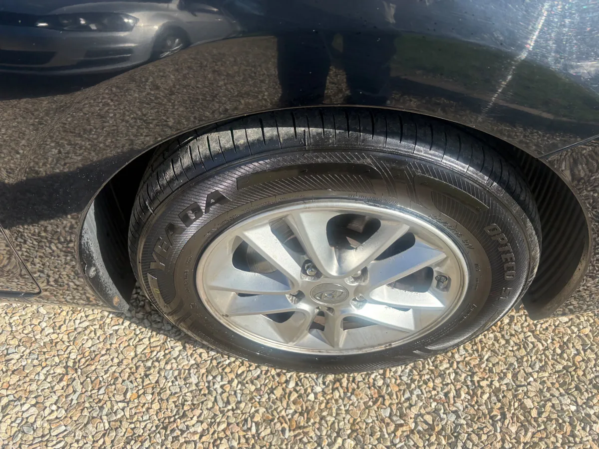 Hyundai i30 2016 1.7 diesel manual - Image 2