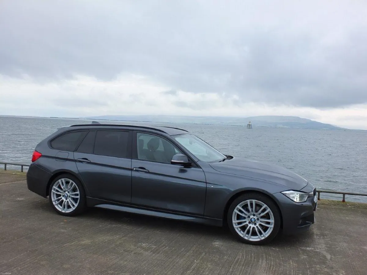 Bmw 320d xdrive Touring - Image 3