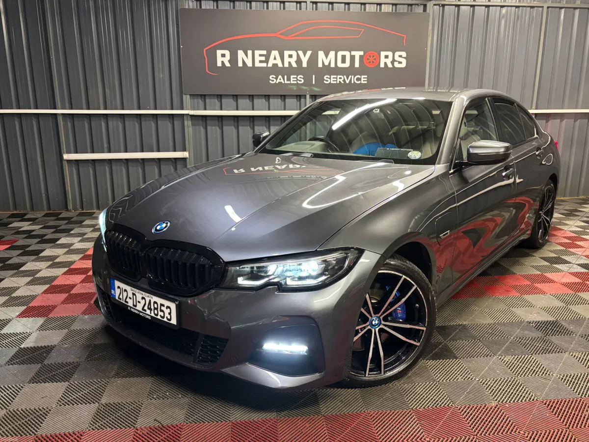 2021 212 BMW 3-Series 330e M-Sport Plus Auto - Image 1