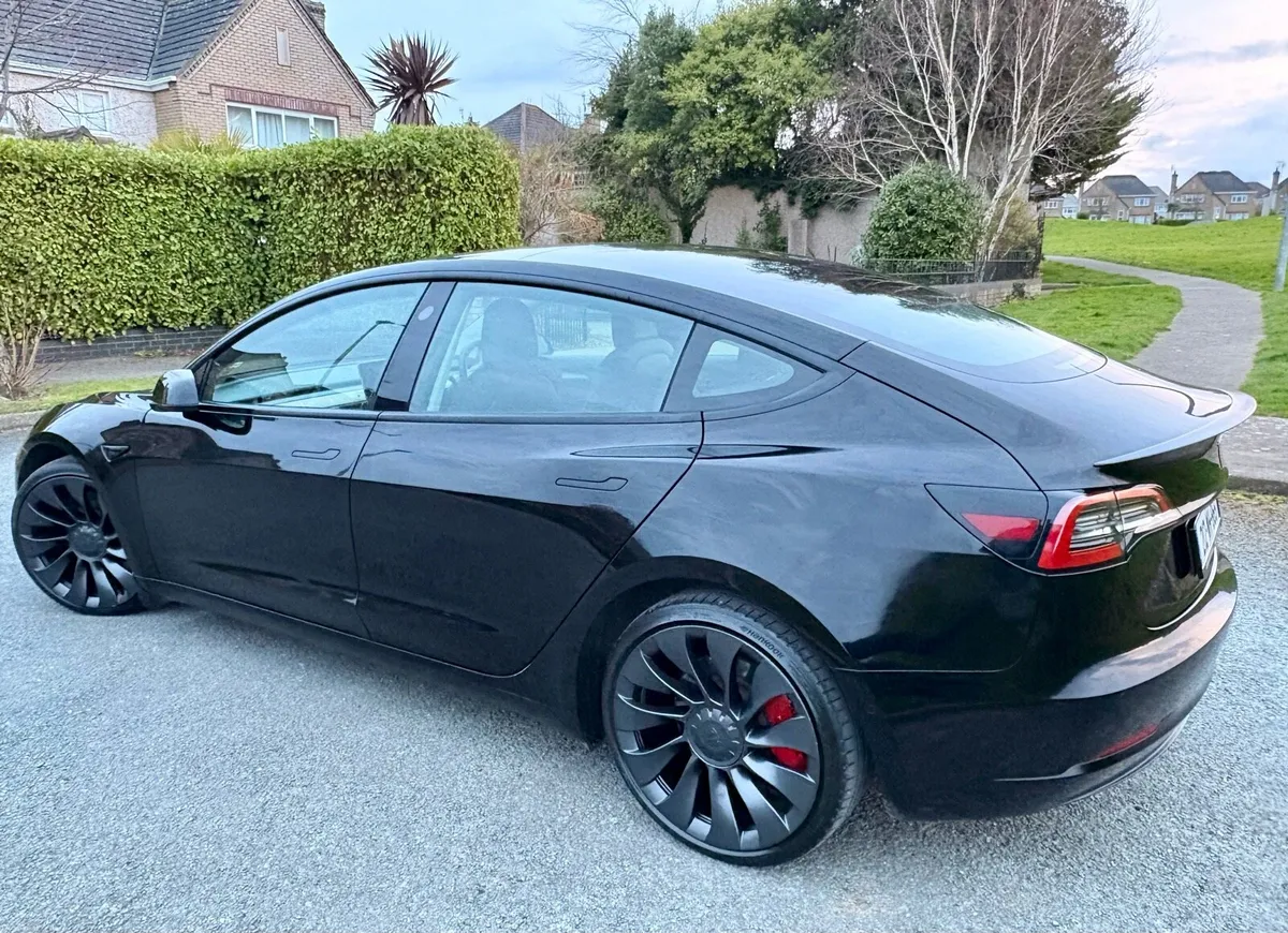 2022 Tesla Model 3 Long Range Perf. 0-60 3.3sec - Image 3