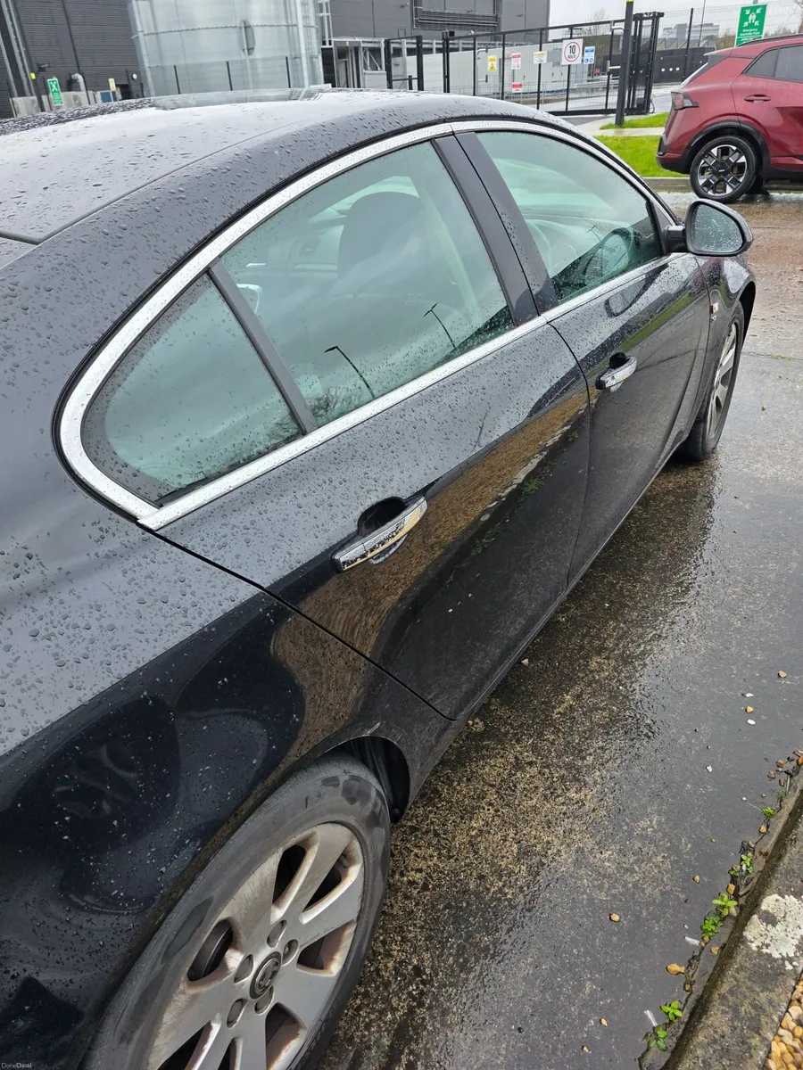 Vauxhall Insignia 2011 - Image 4