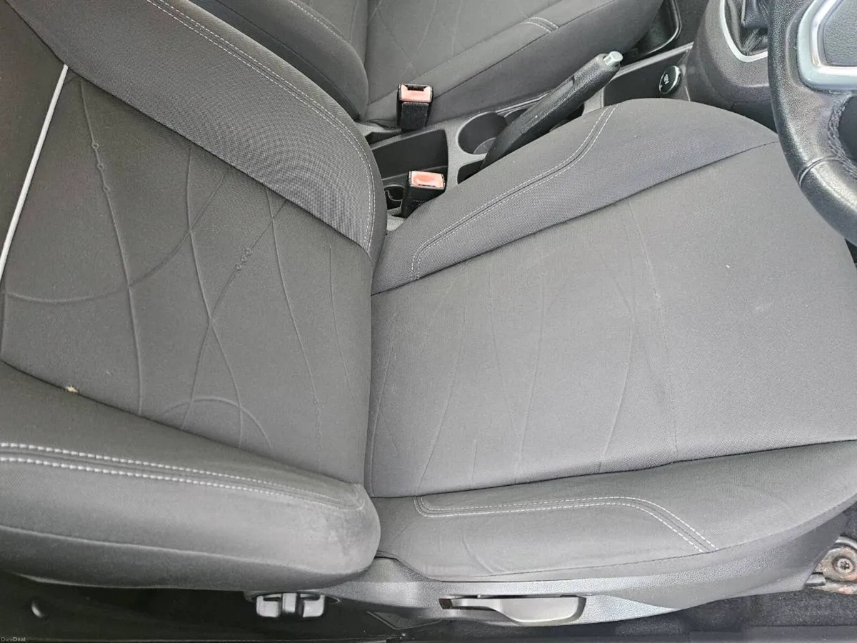 Ford Fiesta - Image 4
