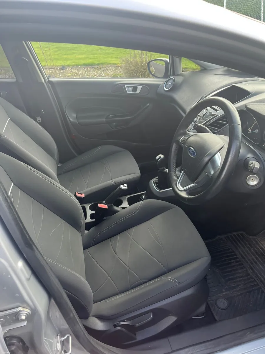 Ford Fiesta Zetac - Image 3