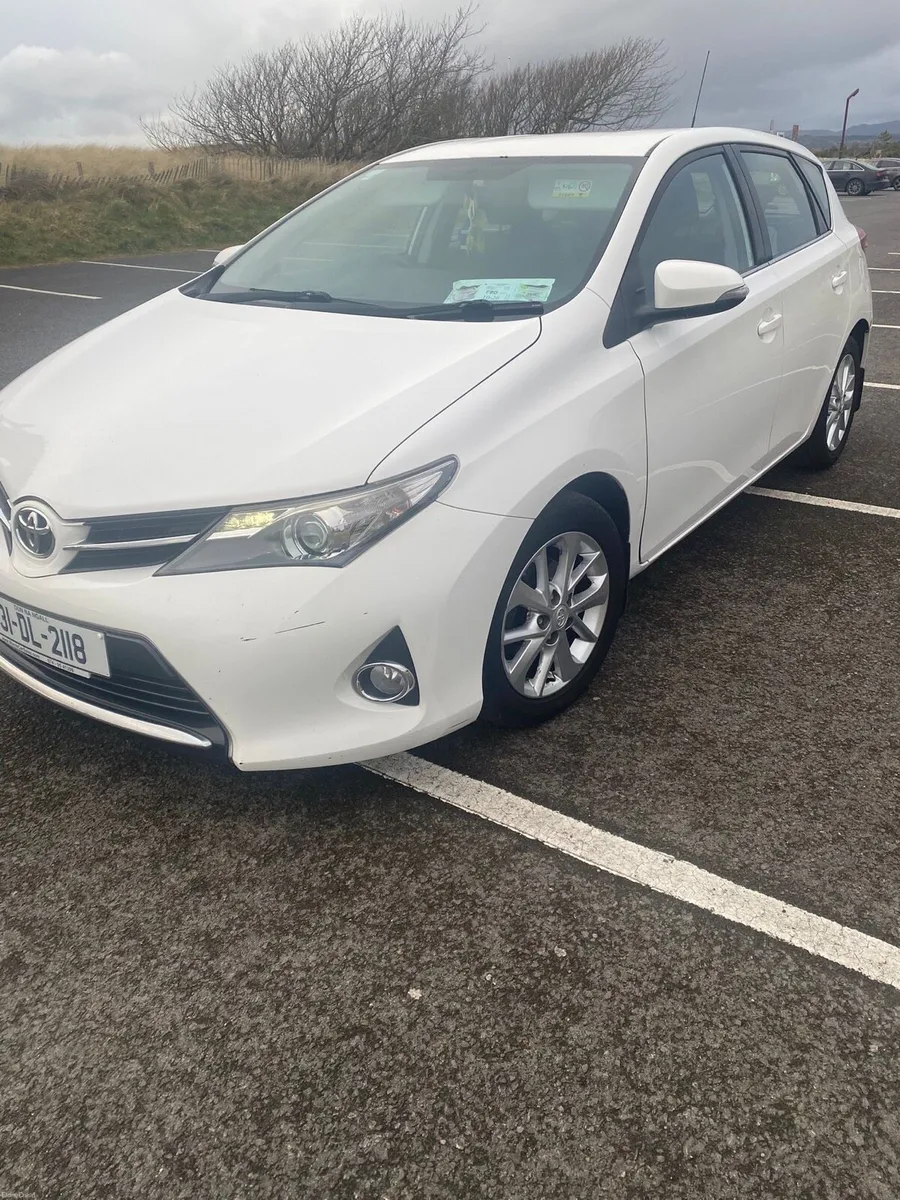 Toyota Auris - Image 1