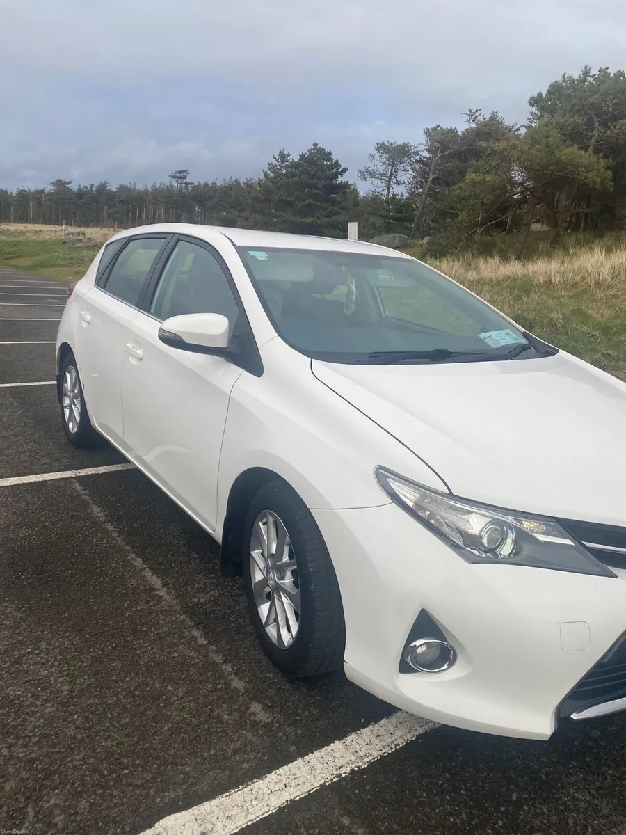 Toyota Auris - Image 3