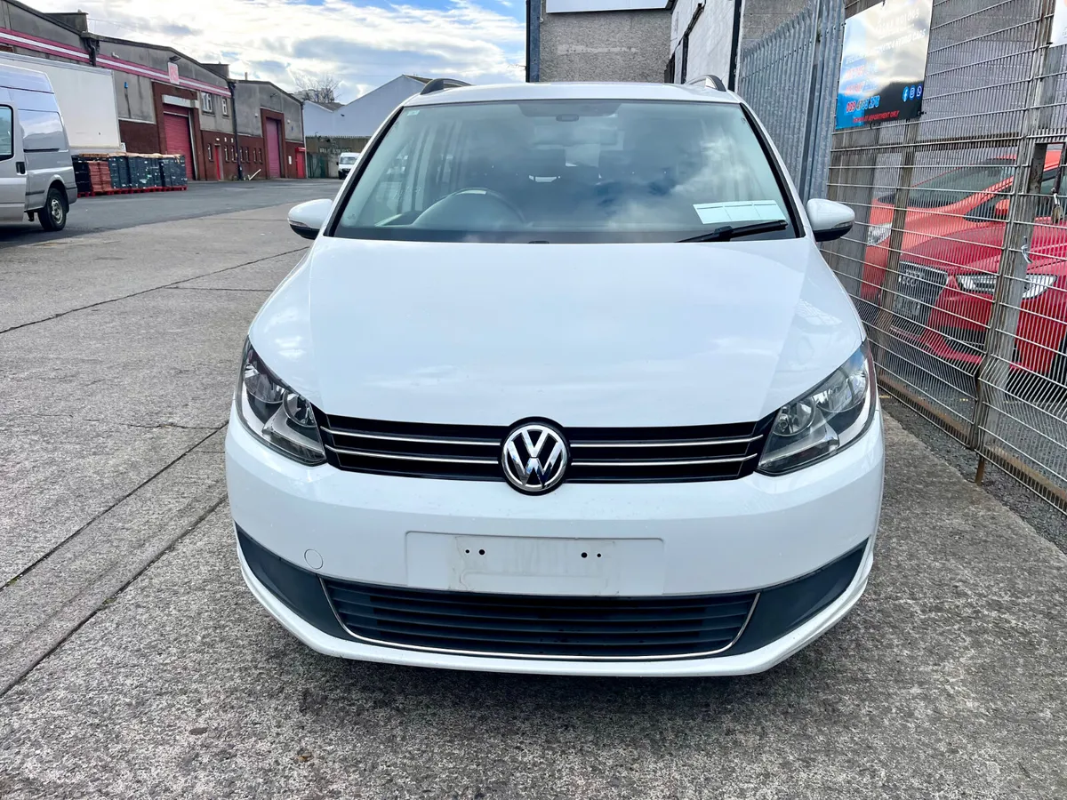 Volkswagen Touran Automatic 7 seater - Image 6