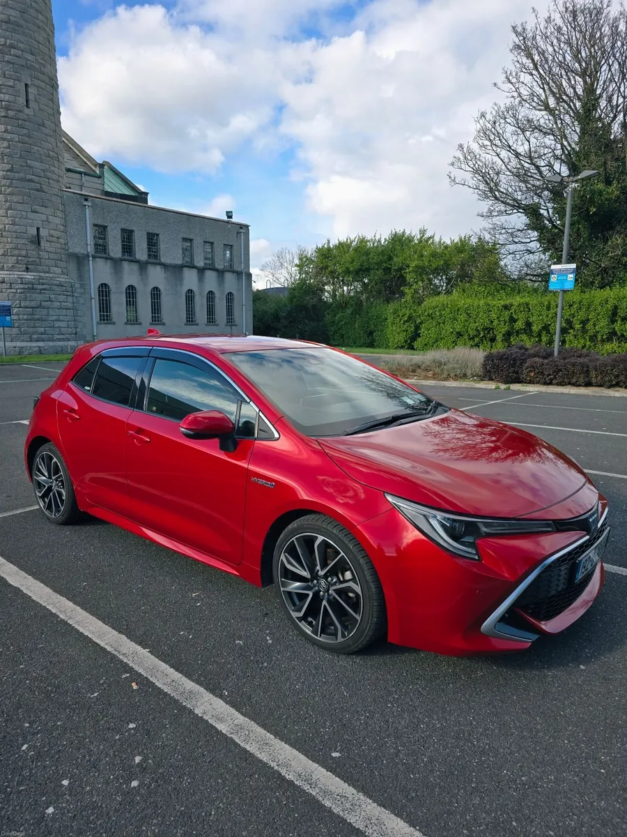 Toyota Corolla 1.8 Hybrid 2019 - Image 1