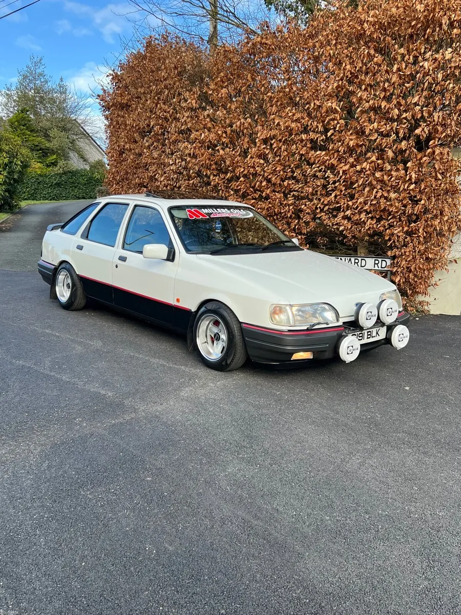 Ford Sierra Gls hatchback - Image 1