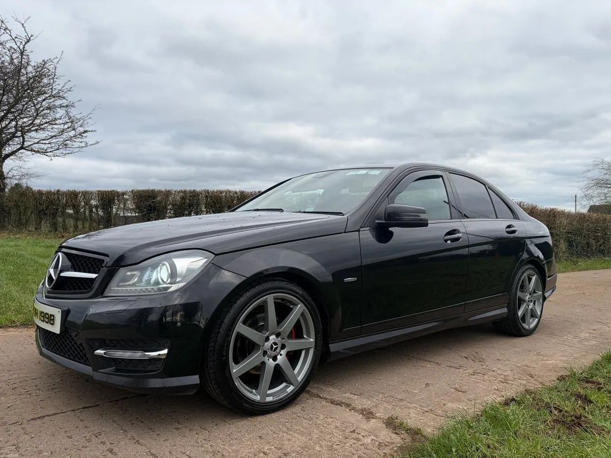 2012 Mercedes c220 - Image 3