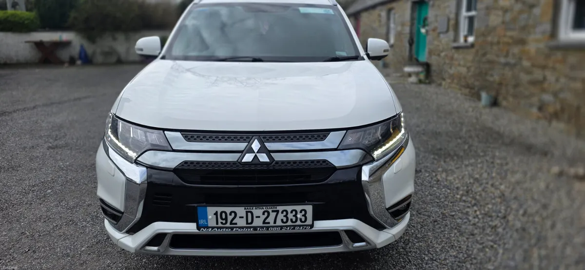 Mitsubishi Outlander 192 PREMIUM EDITION - Image 4