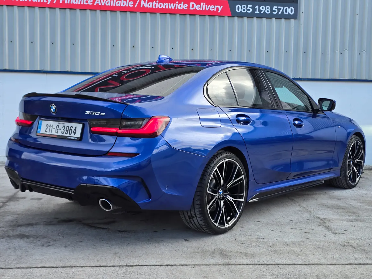 BMW 3-Series 2021 M- SPORT Portimao Blue Metallic - Image 6