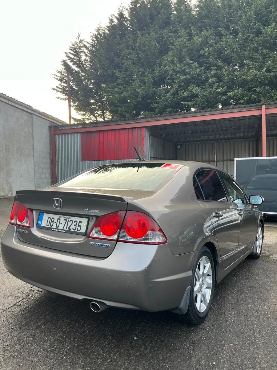 Honda civic - Image 3