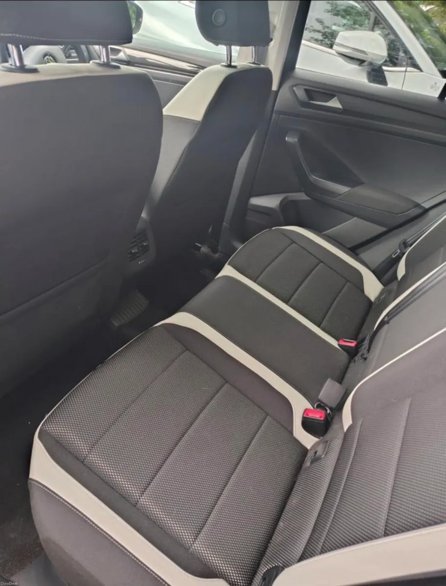 2018 Volkswagen T-Roc 1.5 petrol Low Mileage - Image 4