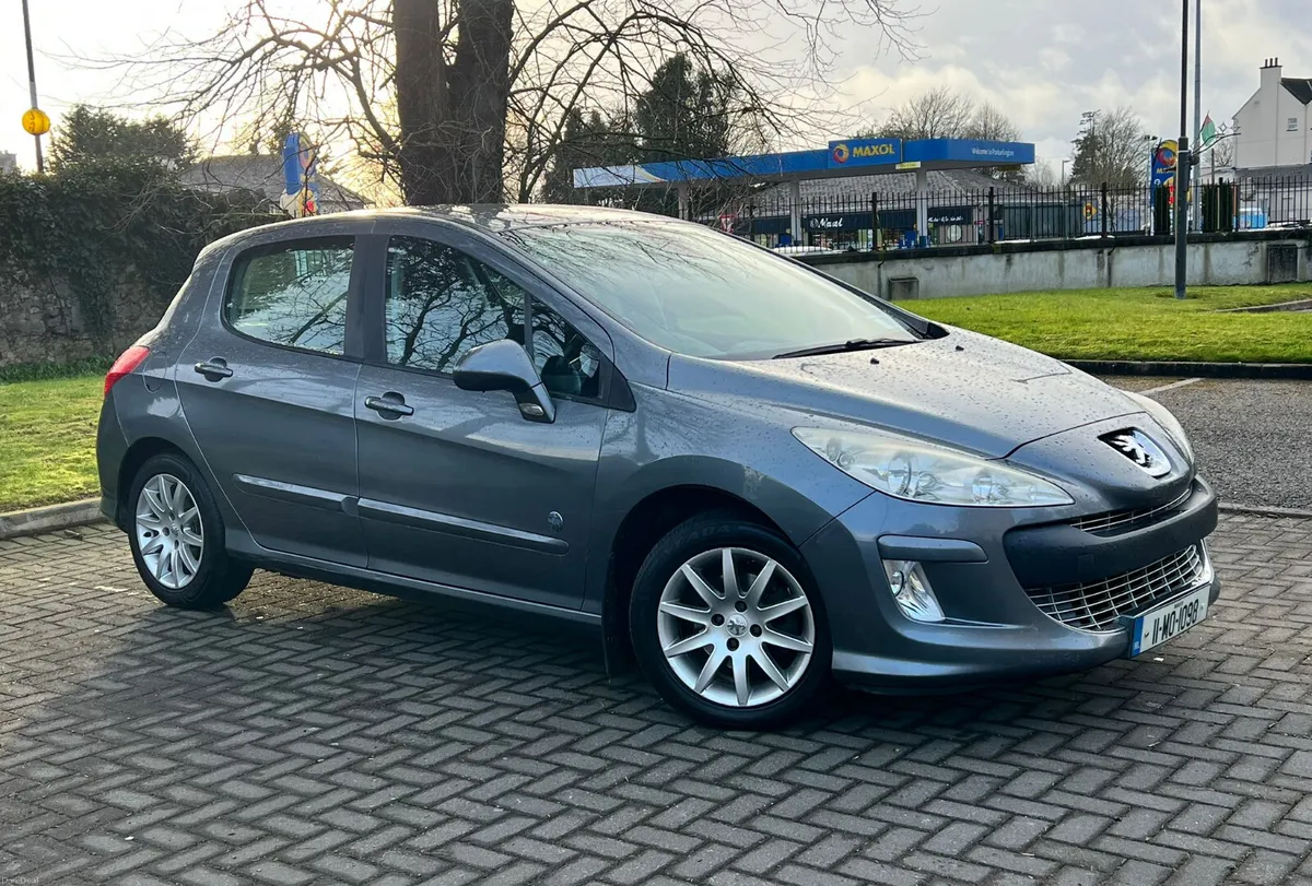 Peugeot 308 2011 1.6 HDI Automatic nct 7/26 tax - Image 4