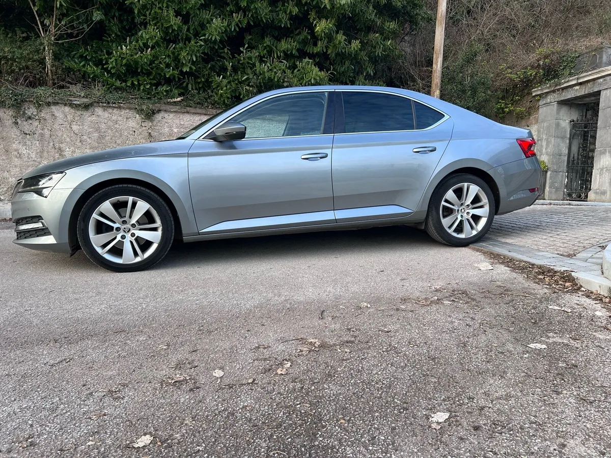 Skoda superb - Image 3