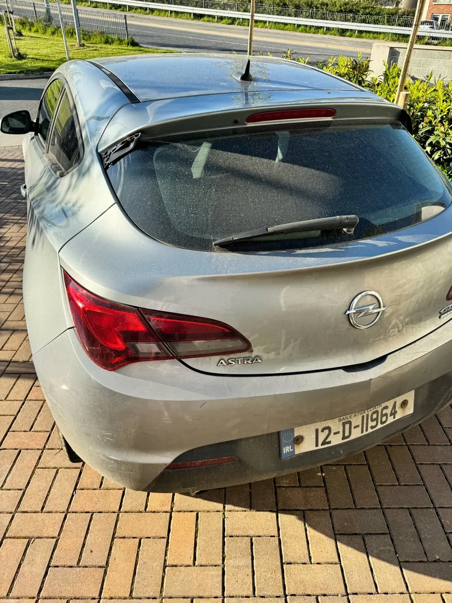 Opel Astra GTC 2.0 Diesel 165bhp - Image 2
