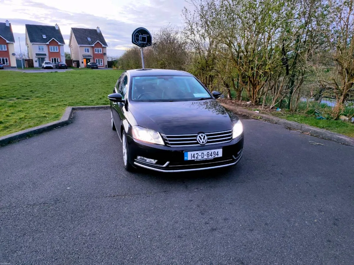 Volkswagen Passat Highline - Image 1
