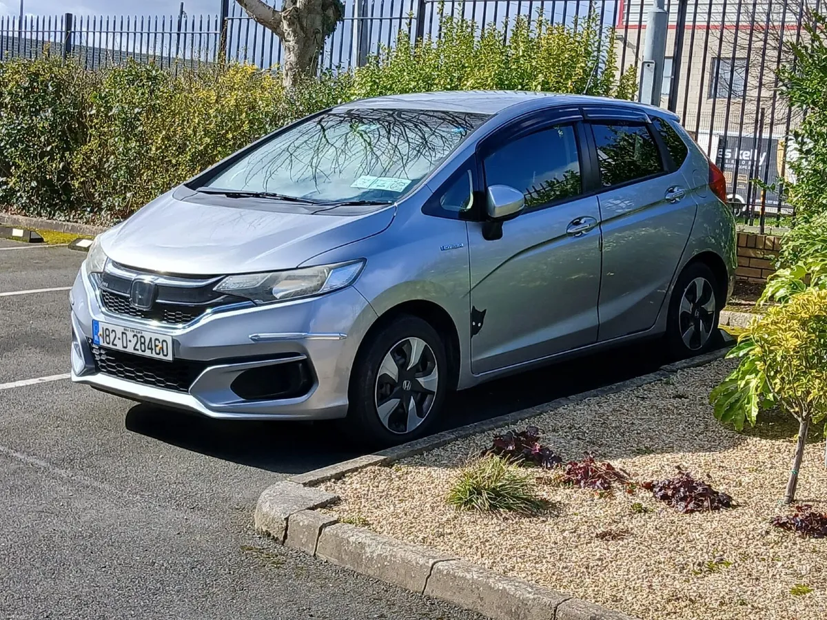Honda Fit 2018 (2 years NCT) no scratches - Image 2