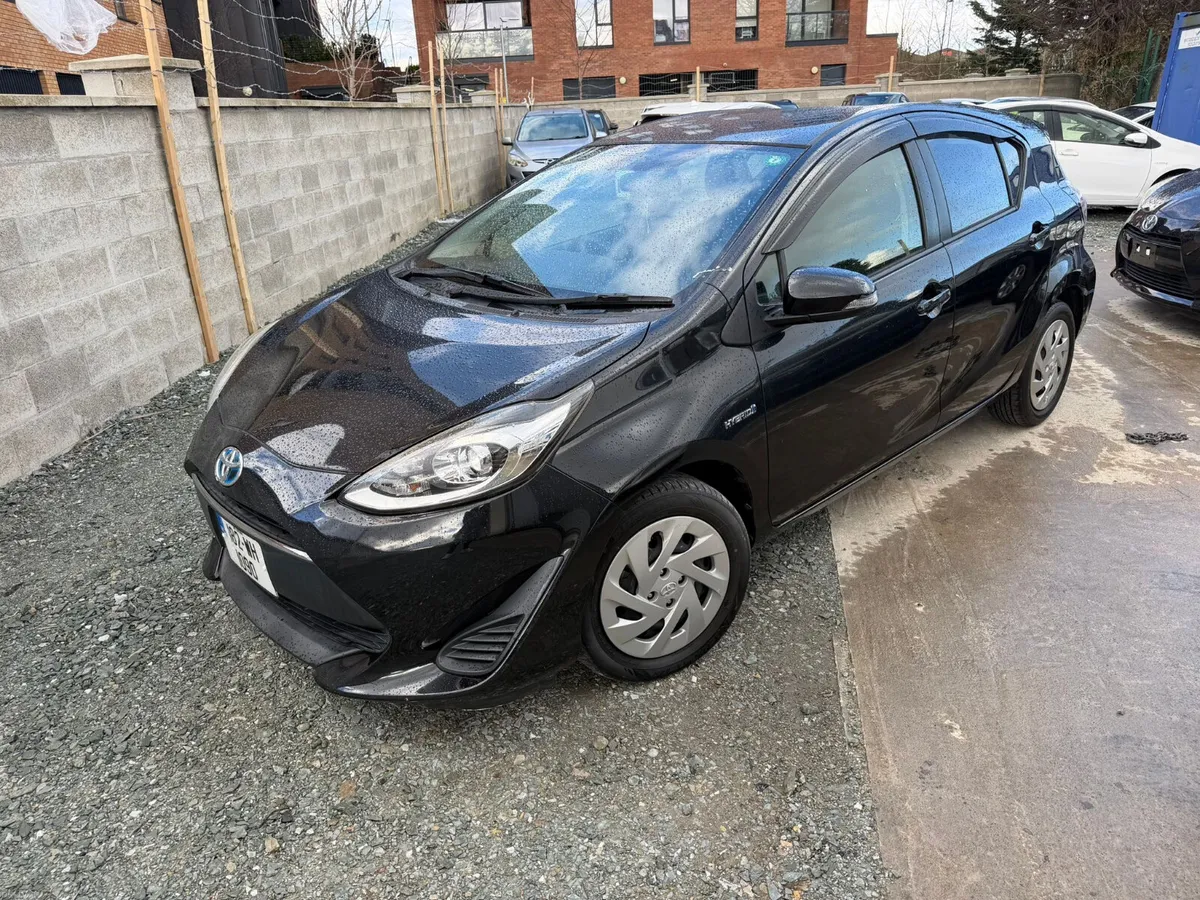 Toyota Aqua 2018 * LOW MILEAGE* FULL SPEC - Image 3