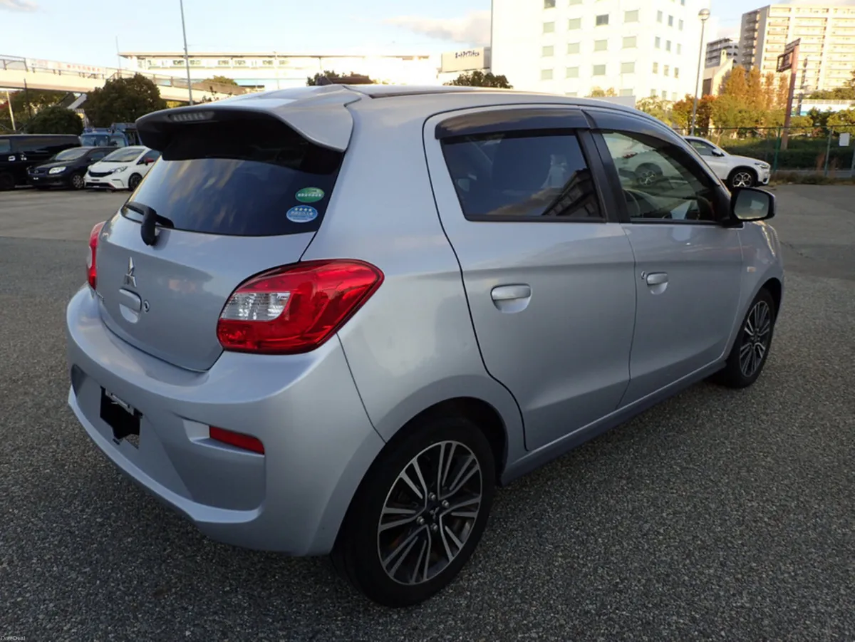 Mitsubishi Mirage 1.2 SPORTLINE PETROL CVT AUTOMAT - Image 4