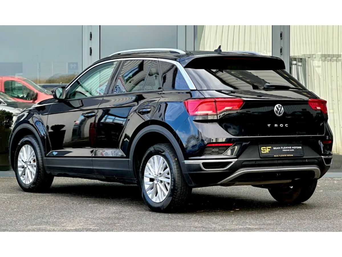 Volkswagen T-Roc DESIGN 1.0 TSI MANUAL 6SPEED FWD - Image 4