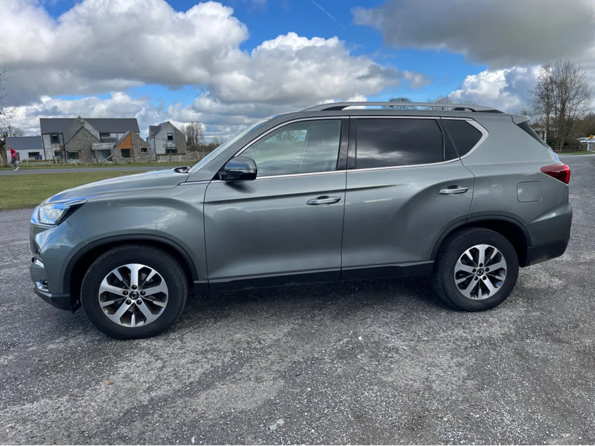 SsangYong Rexton 2.2 P/T 4WD 2 SEAT COM - Image 2