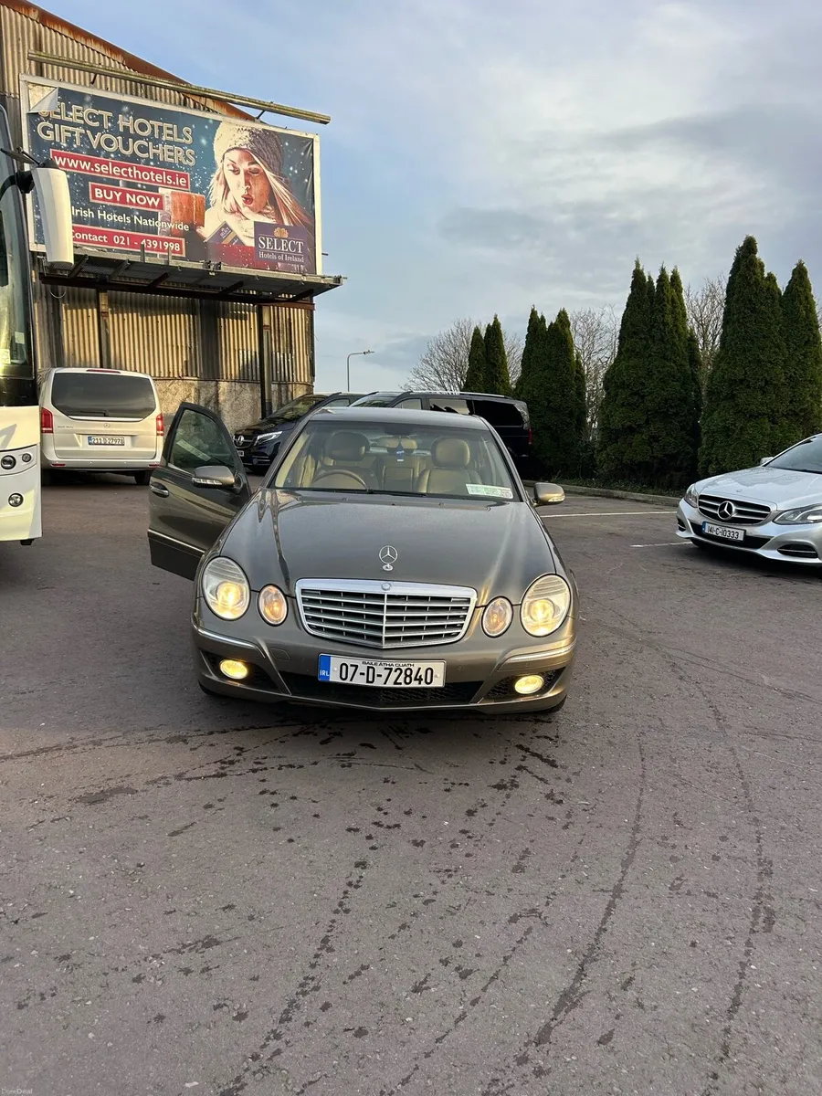 Mercedes Benz E Class 2007 - Image 3