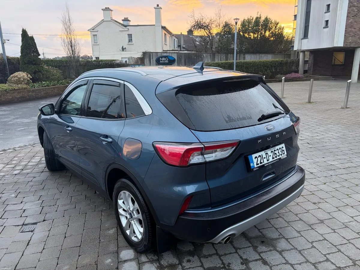 221 FORD KUGA TITANIUM - Image 3