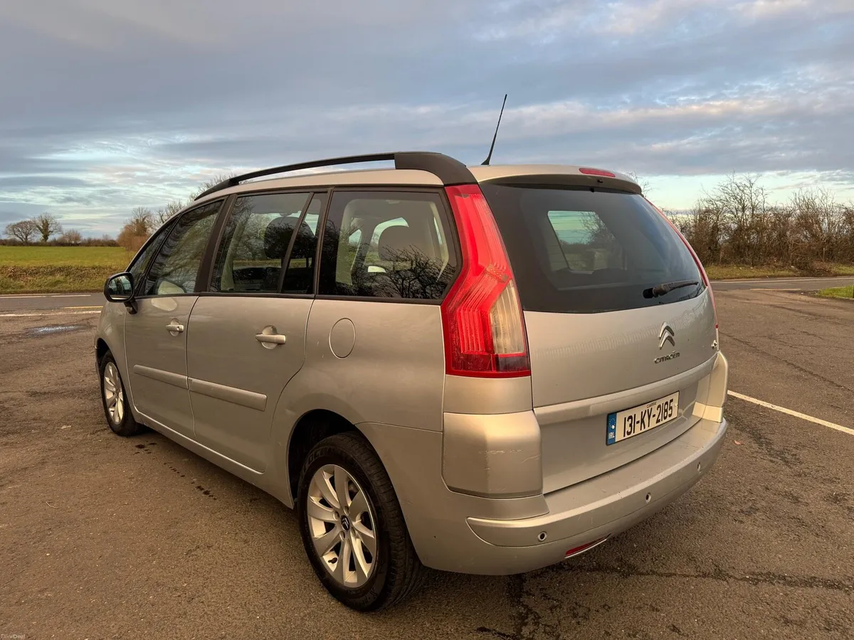 CITREON C4 7 SEATER - Image 3