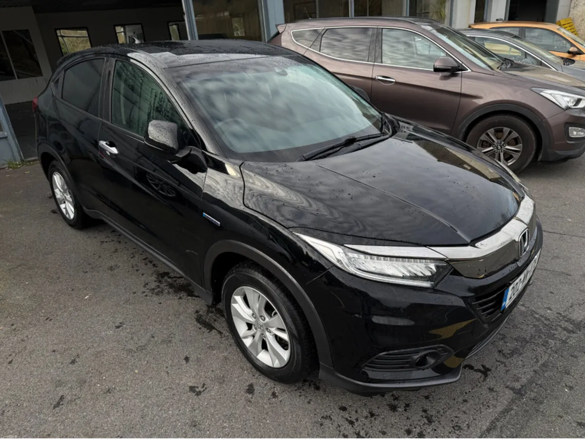 Honda Vezel 1.5 DAA-RU3 5DR AUTO - Image 2