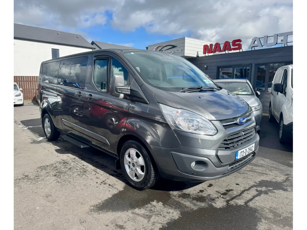 Ford Tourneo Custom CUSTOM BUS 310 LWB LIMITED EDI - Image 3