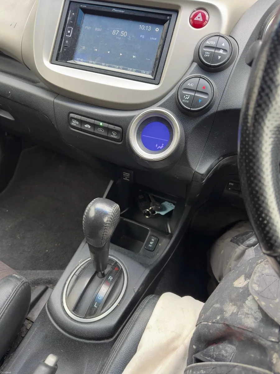 Honda fit 2014 - Image 2