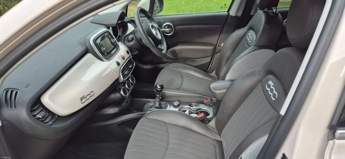 2015 Fiat 500 Lounge - Image 4