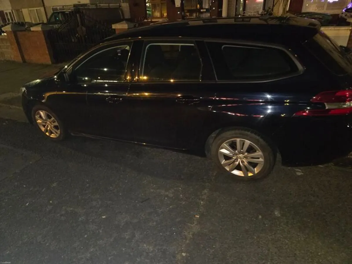 2015 Peugeot 308 - Image 4