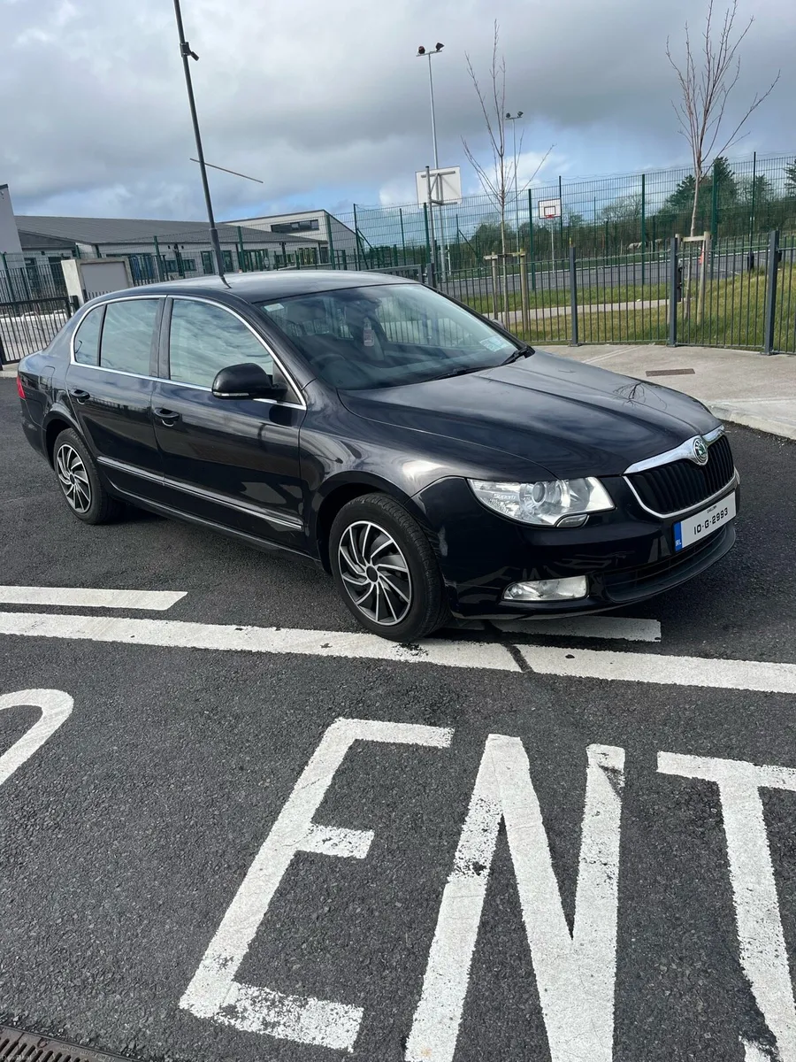 Skoda superb 2010 1,9 Diesel Nct until October 26 - Image 1