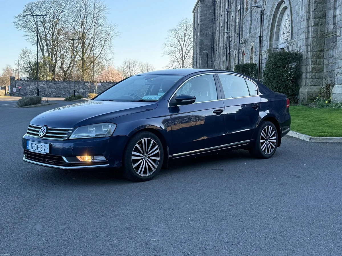 2012 Volkswagen Passat 2.0 automatic - Image 2