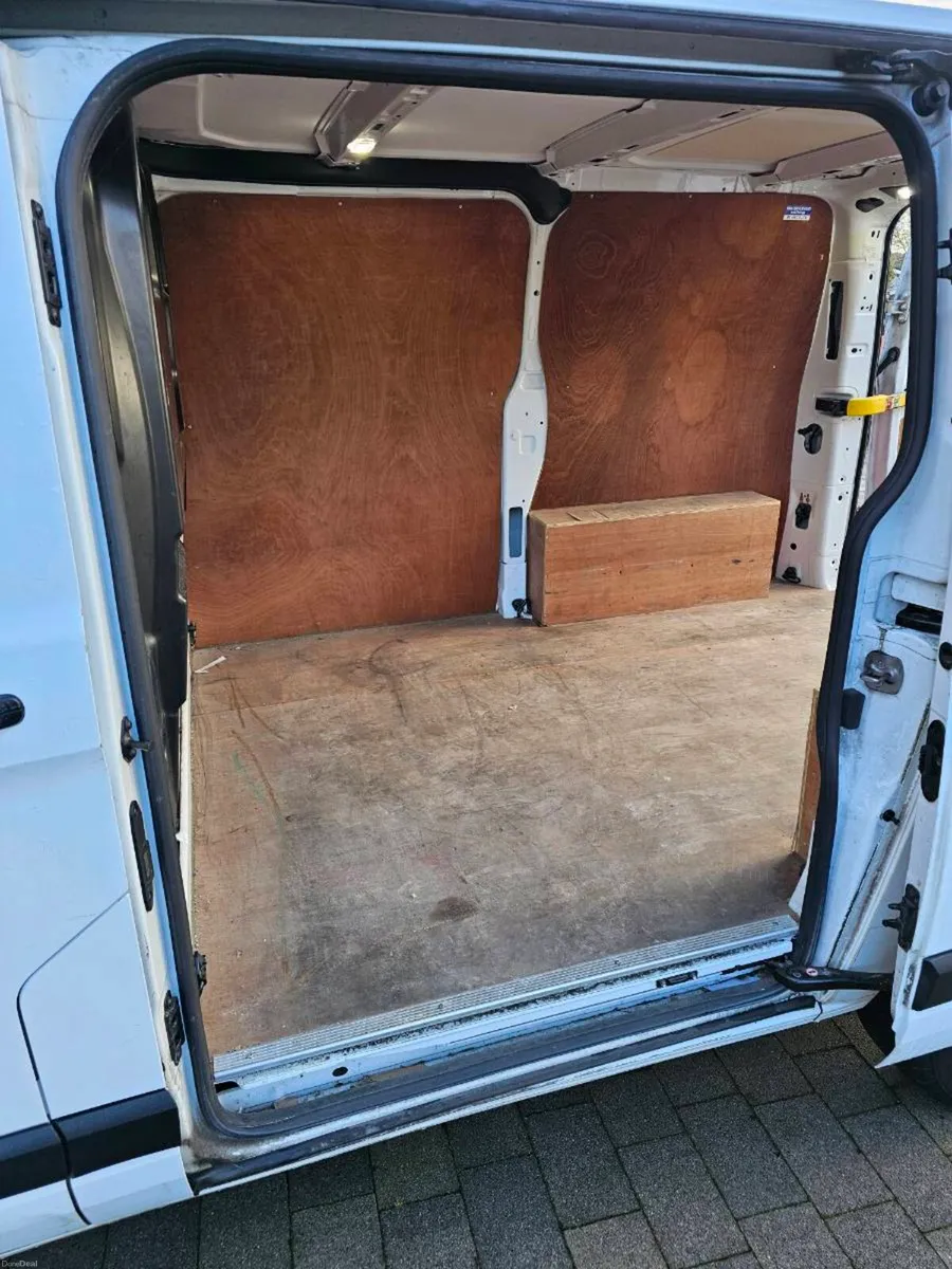 Ford transit Custom 2.0 - Image 2