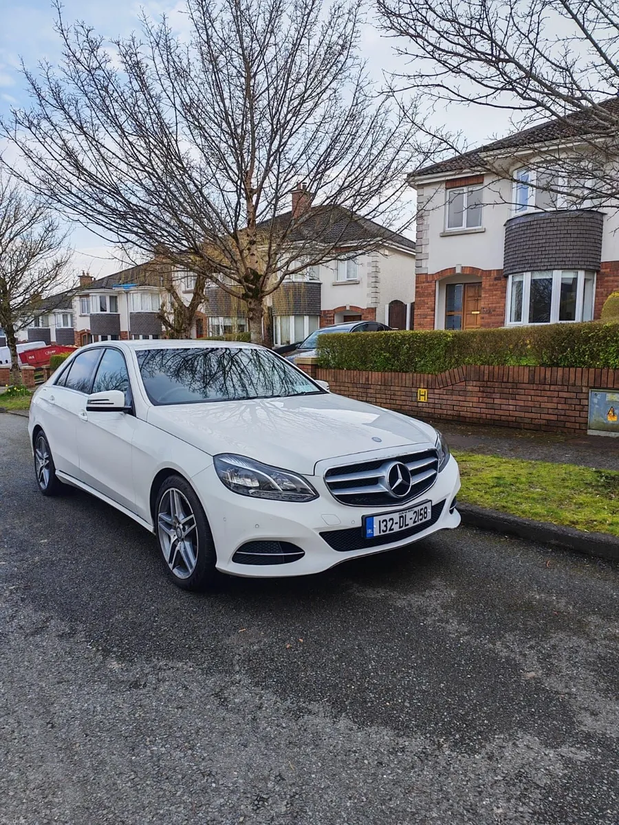 Mercedes-Benz E-Class 2013 Low millage - Image 2