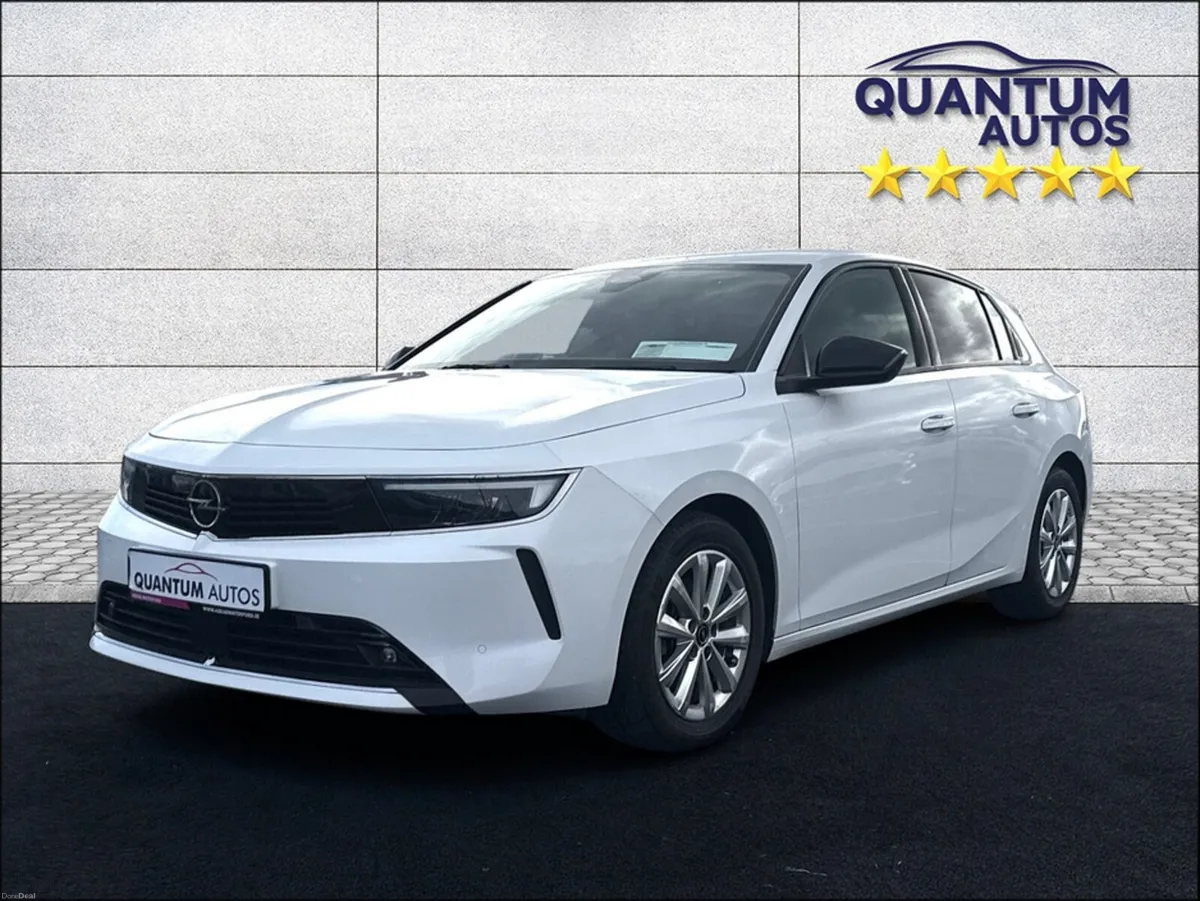 Opel Astra 2022 SC 1.2L PETROL HATCHBACK NCT 2028 - Image 4