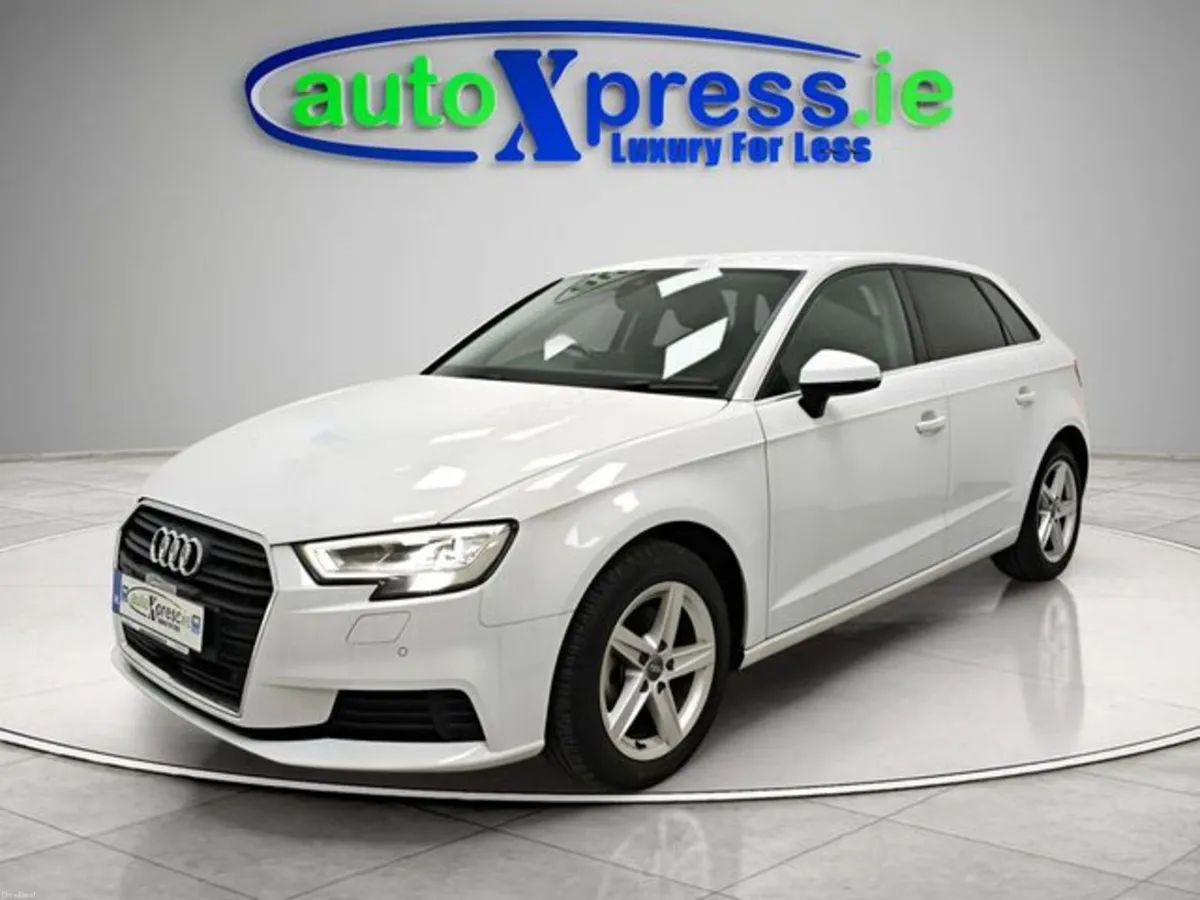 Audi A3 30TFSI SPORTSBACK Automatic, Reversing cam - Image 3