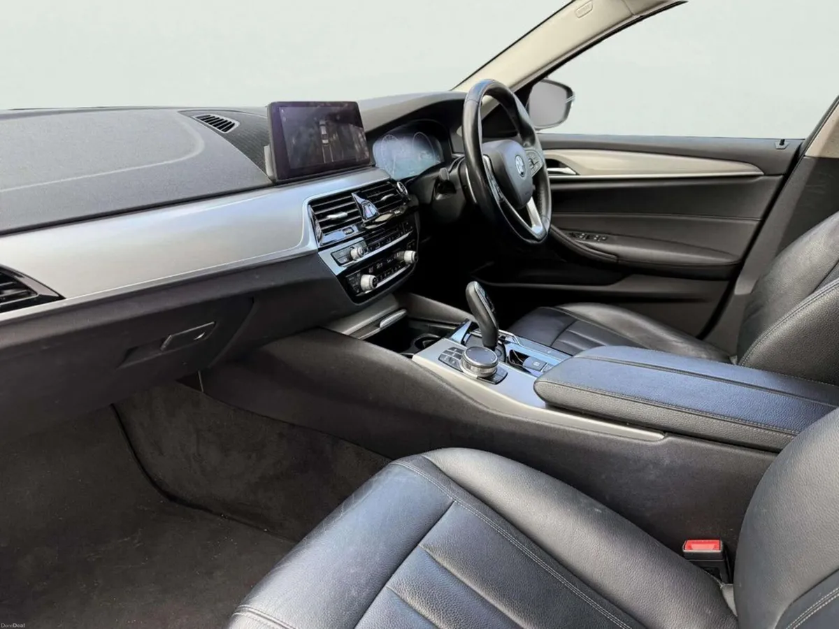 BMW 5-Series 520 D G30 SE 4DR Auto - Image 2