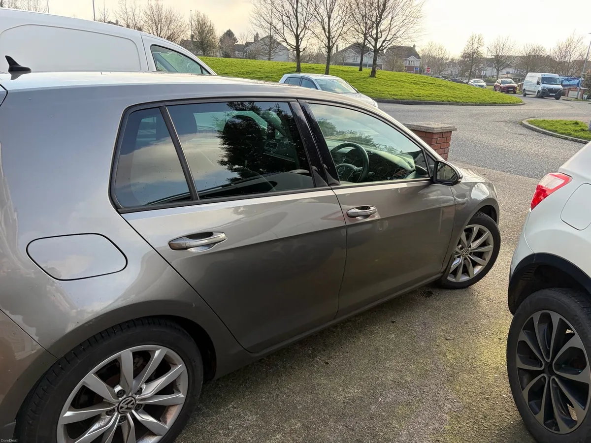 VW Golf Highline 1.6 Diesel - Image 2