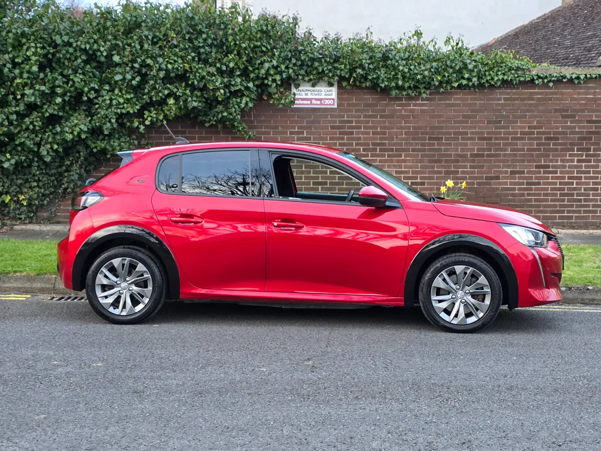 2021 - Peugeot 208 Allure - Electric - 58Kms - Image 6