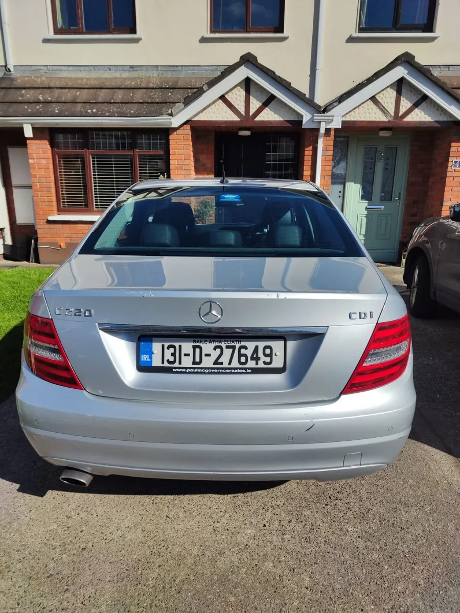 Mercedes-Benz C-Class 2013 - Image 2