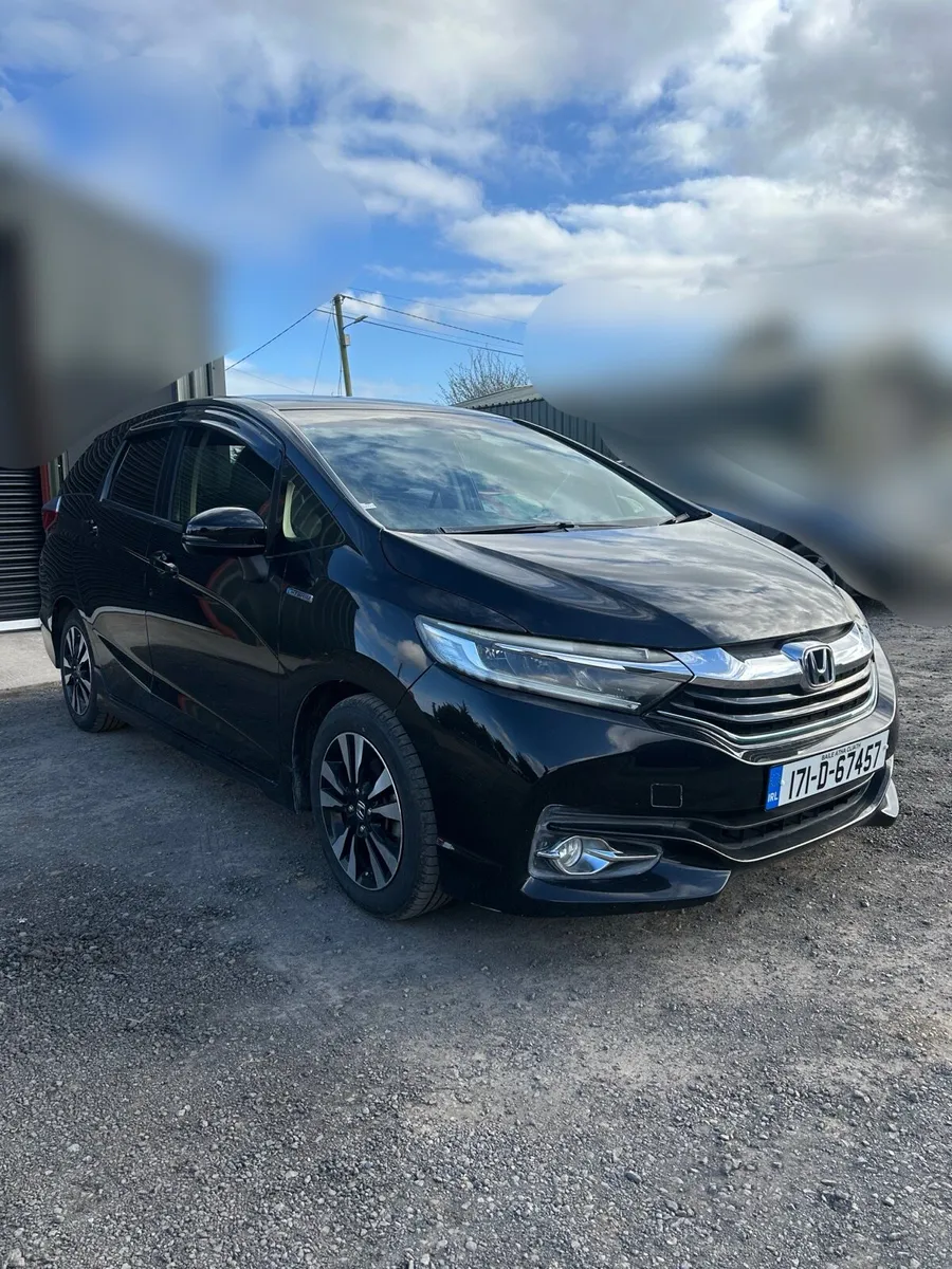 Honda Shuttle 2017 1.5 Hybrid - Image 3