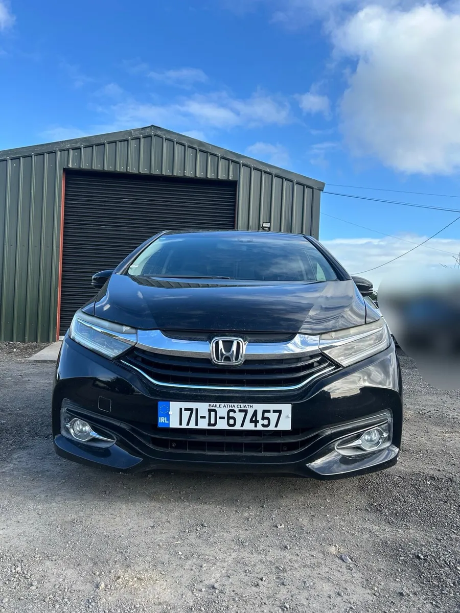 Honda Shuttle 2017 1.5 Hybrid - Image 1