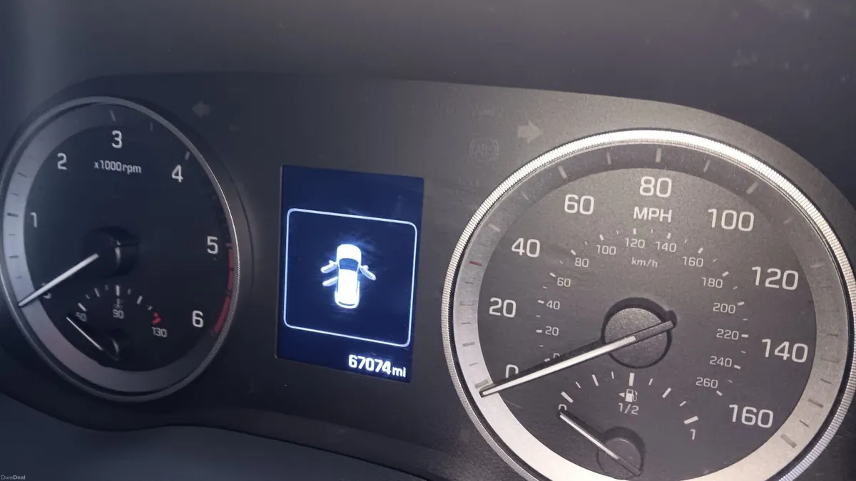 Hyundai Tucson 2017 LOW MILEAGE, Lady Owner - Image 2